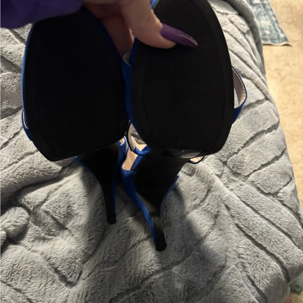 Kelly & Katie Blue Strappy Heels